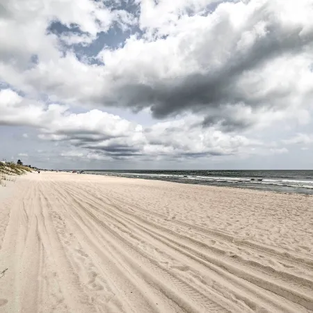 Oceanfront Carolina Beach Condo w/ Pool & Views!