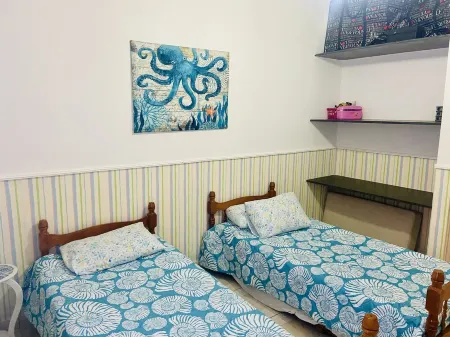 Casa Cantinho do Forte with swimming pool and 400m (3min) from the beach on foot!!!