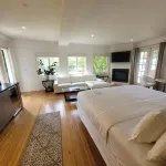 Stone House Inn Hotels in Little Compton