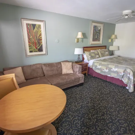Coachlite Inn