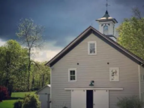 Raritan Inn