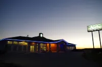 Bay Hill Inns & Suites Hotels in Neepawa