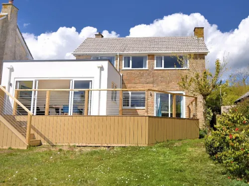 Lottys Lookout Hotels in Charmouth