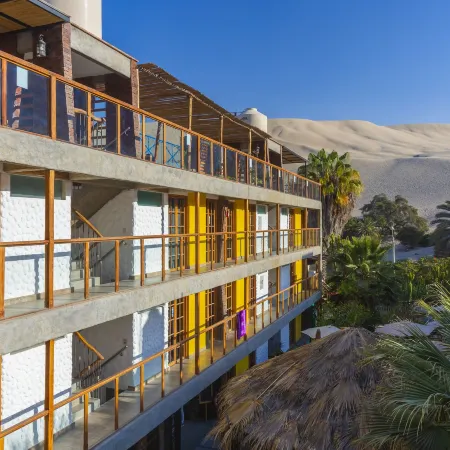Banana's Adventure Hostel
