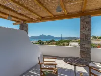 Faros Apartments Hotels in Milos