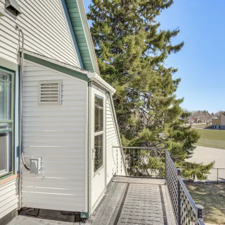 2 Mi to Dtwn: Studio Suite in Sheboygan