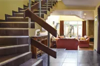 Pikaflor B&B - Bed and Breakfasts