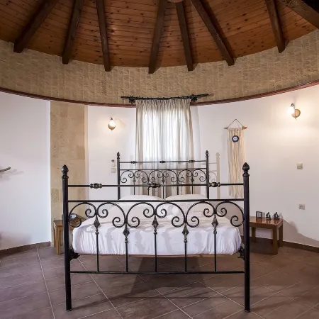 Mathraki Resort