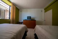 Hotel de Santa Maria Hotels in Santa Cruz del Quiche