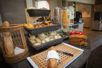 Best Western Plus le Roof - breakfast