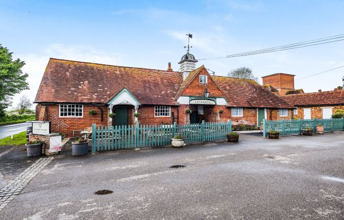 The Walhampton Arms