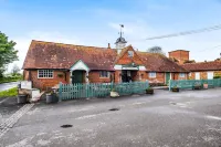 The Walhampton Arms - bar