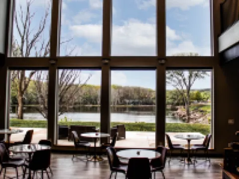 水濱酒店 克勞福德縣酒店