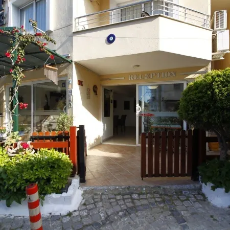 Bonapart Hotel