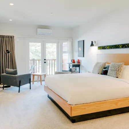 Pluvio Restaurant and Rooms