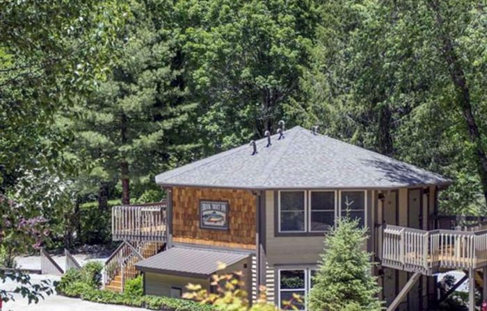 Brook Trout Inn