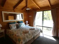 Sandpiper Ocean Cottages - balcony