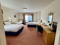 Louisa Lodge & Purbeck House Hotel - bar