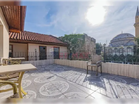 SunAnatolia Otel โรงแรมใกล้Suna Inan Kirac Kaleici Museum