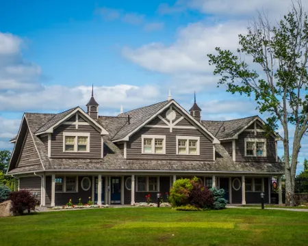 Rawley Resort, Spa & Marina Hotels in Simcoe County