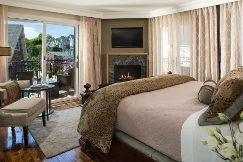 16 Bay View