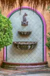 Beautiful, Spanish, Air-Conditioned Hacienda with Enchanting Courtyard and Pool