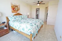 Two Bedroom Beach Front Condo with Amazing Ocean View