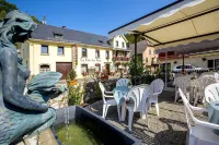 Logis Hôtel Restaurant la Tête des Faux Hotels in Plainfaing
