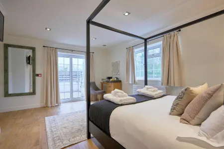 Wilding Hotel Отели в г. Киркби Стивен