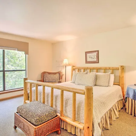 Bright Davis Escape w/ Screened-in Porch! Отели в г. Мюррей Каунти