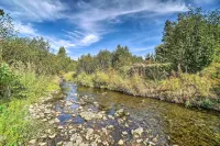 Secluded Getaway w/ Deck, Steps to Fritz Creek! - 3-Star
