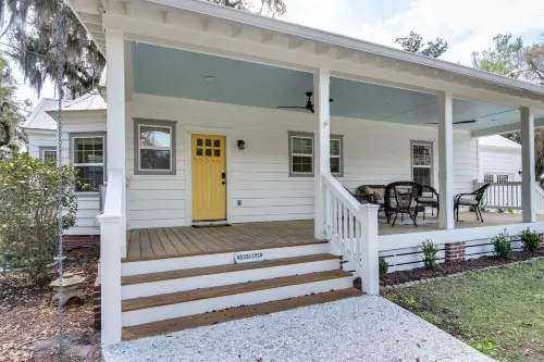 PREMIER Landmark Home Located in Old Town Bluffton - 4 stjerner