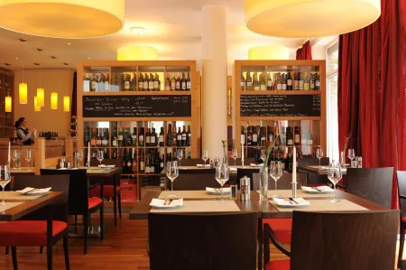 Park-Hotel Hübner Отели в г. Варнемюнде