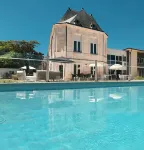 جرين أوتلز بوردو أرينا فنادق في Lignan-de-Bordeaux