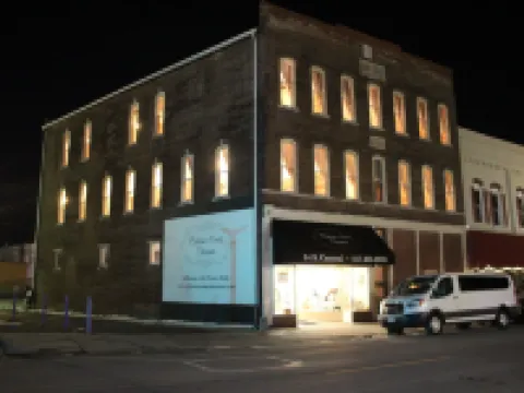 Eighteen-Ninety Sleepover Hotels in Casey