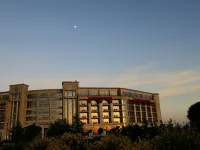 Lighthouse Golf & Spa Hotel - Mineral Pools, All Inclusive & Beach Access 발치크 호텔