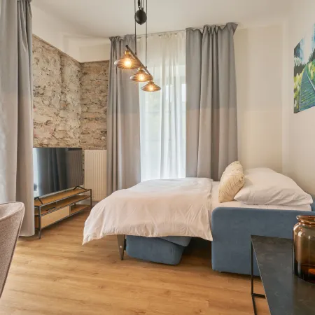 Luxury Home with Large Terrace & Netflix