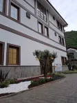 ÇARDAK Alti Otel Hotels in Arsin