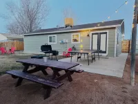 Rustic Refuge - minutes from downtown Fruita!4 beds
