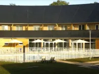 Adonis Hauts de Honfleur Hotels in Equemauville