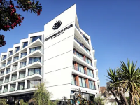 Luxury Premium Finese Hotels in Golem