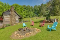 Ferrum Rustic Cabin in the Valley w/ Fire Pit - Homestays
