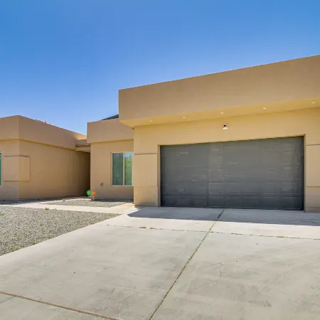 Stylish & Pet-friendly Rio Rancho Home w/ Fire Pit