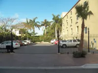 Best Western Hotel Plaza Matamoros - ที่มีที่จอดรถ