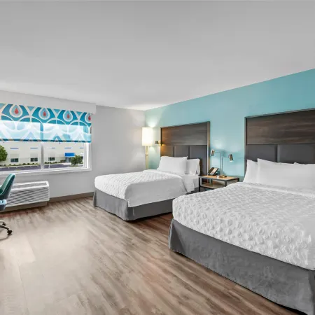 Tru by Hilton Kansas City Airport