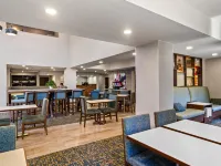 Hampton Inn Jacksonville/Ponte Vedra Beach-Mayo Clinic Area Hotels near Engine 15 Brewing Co.