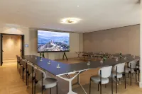 Castelfalfi Hotels in Montaione