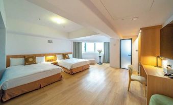 Moonsset INN Taitung-Tiehua Xiutai Branch