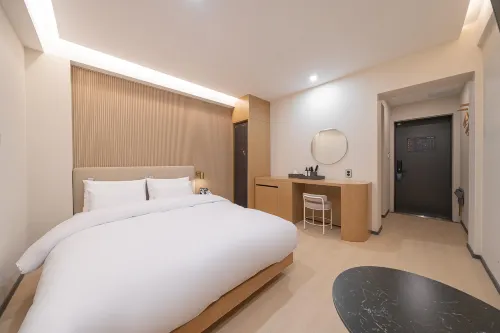 Hotel YAJA Namchuncheon