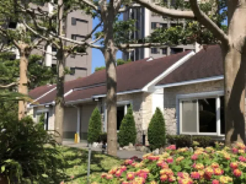 Laiyin Motel Hotels near Window on World Theme Park